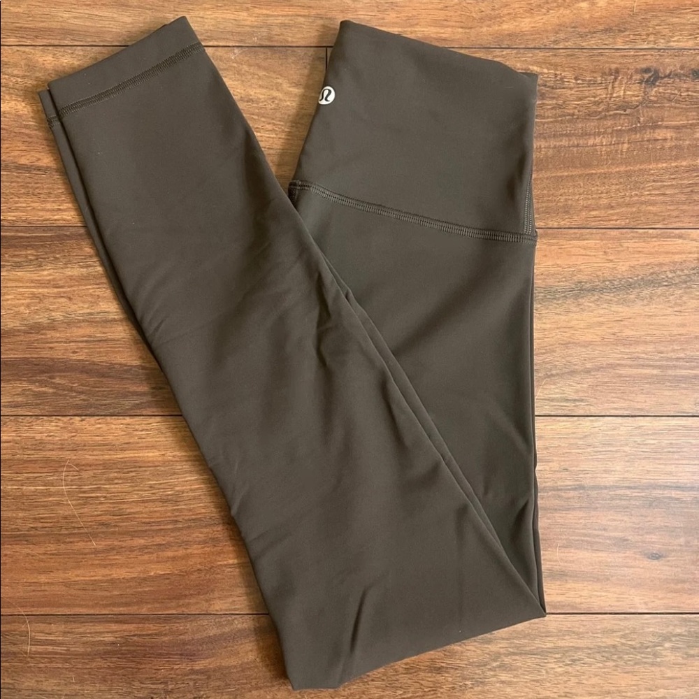 Lululemon Wunder Under 25” Size 4